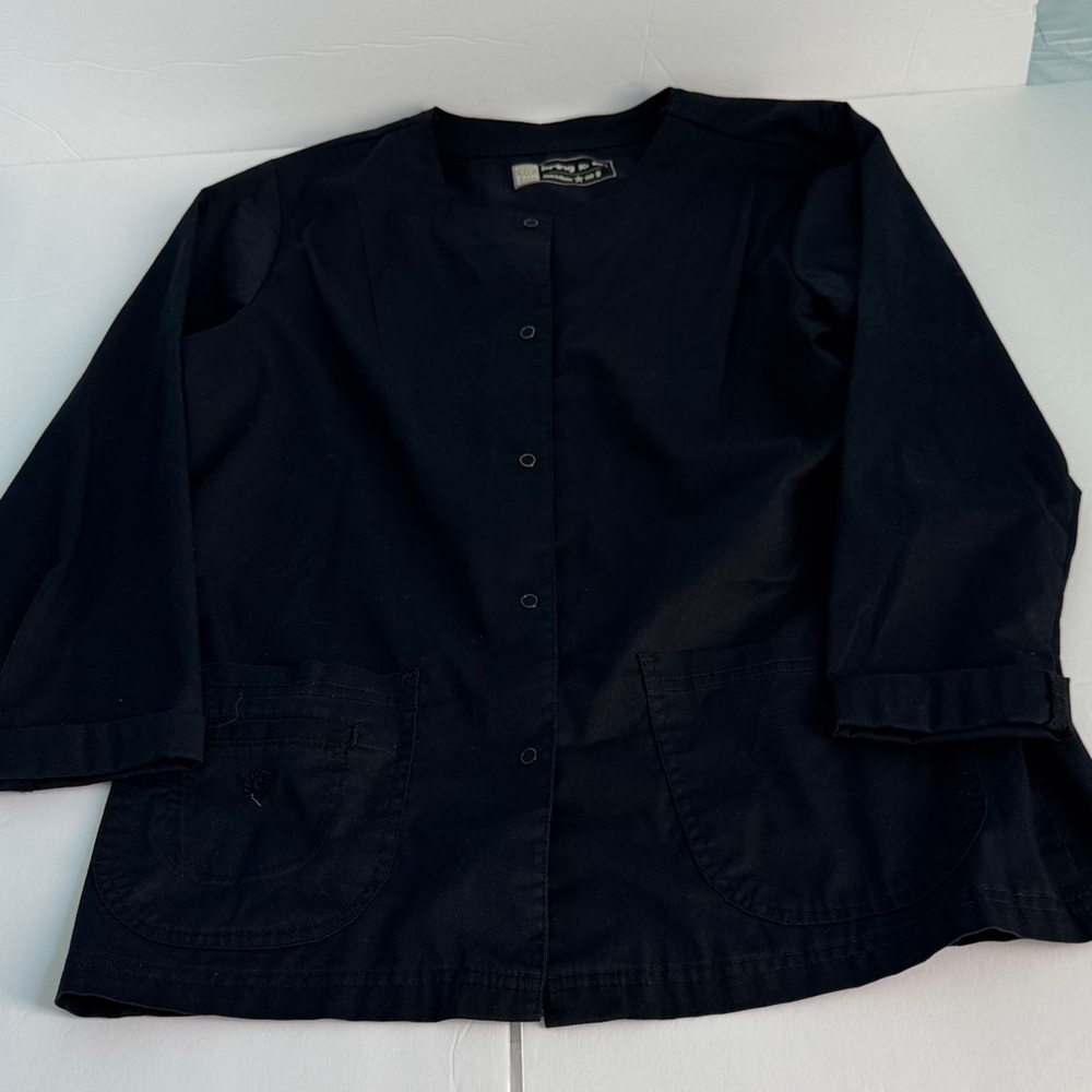 Bring it on black scrub jacket